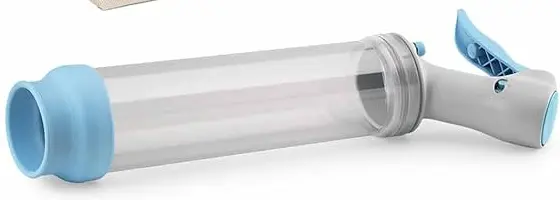 Active3 elektrikli pompa başlığı takılı şeffaf silindirin yakın görünümü